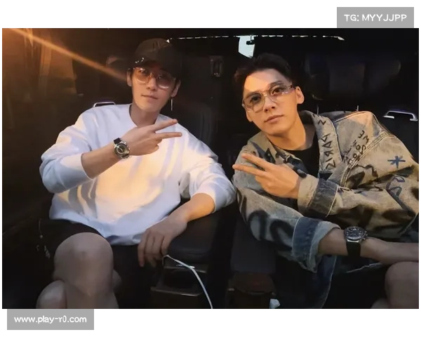 羽超联赛观众席星光熠熠,退役国手现身观战指导年轻球员 羽超联赛观众席星光熠熠,退役国手现身观战指导年轻球员